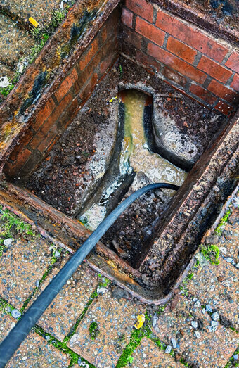 https://plumbermountpleasant.com.au/uploads/2025/06/blocked-drains-644040.jpg