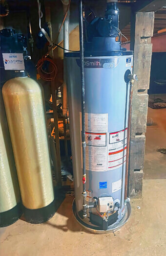 https://plumbermountpleasant.com.au/uploads/2025/06/hot-water-724173.jpg